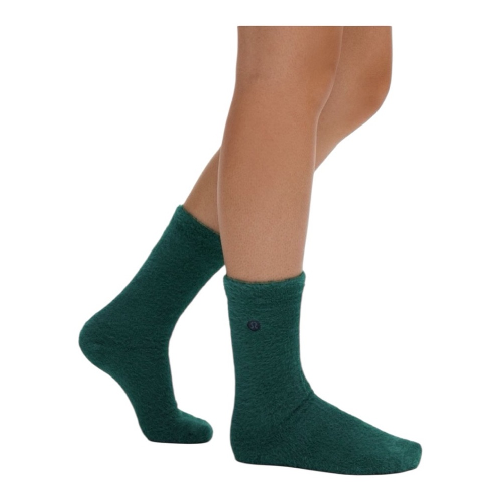 Lululemon Fuzzy Crew Socks Storm Teal L NWT Sold Out Cozy Soft Unisex